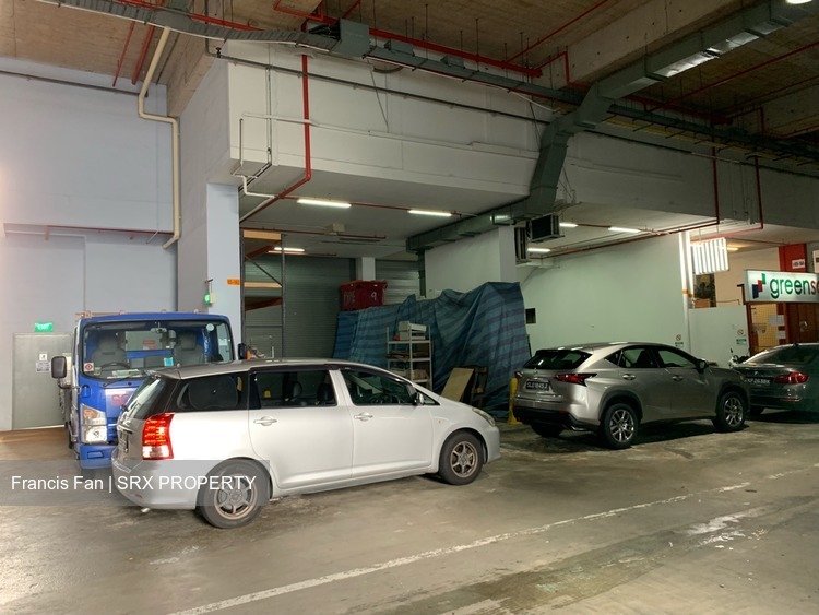 Wcega Plaza (D23), Factory #182720582